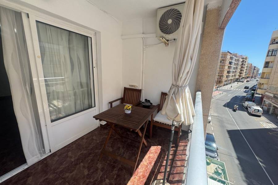 Venta - Apartamento - Playa del Cura - Torrevieja