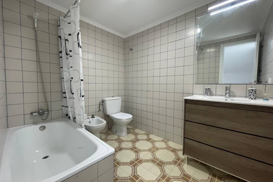 Salg - Bungalow øverste etasje - Nueva Torrevieja - Torrevieja