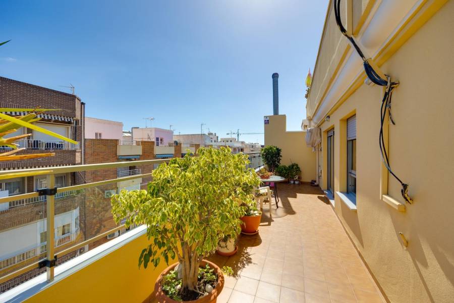 Sale - Penthouse - Centro - Torrevieja