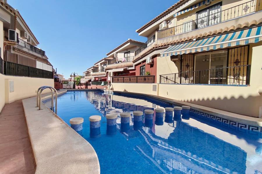 Verkauf - Reihenhaus - Aguas nuevas 1 - Torrevieja