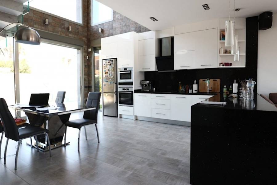 Försäljning - Lyxvilla - Los Angeles - Torrevieja