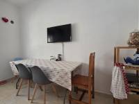 https://fotos15.apinmo.com/4147/29401330/3-2.jpg