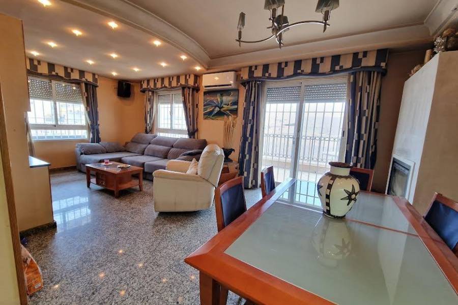 Sale - Penthouse - Centro - Torrevieja