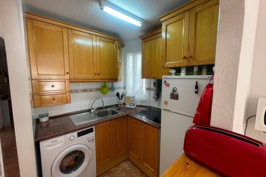 Venta - Apartamento - Playa de los locos - Torrevieja
