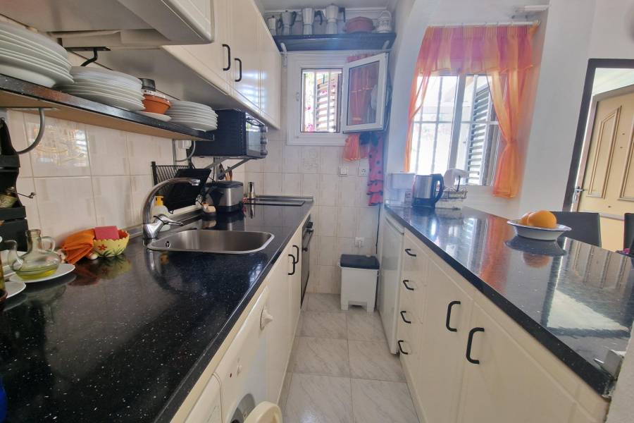 Vente - Bungalow Étage Haut - Aguas nuevas 2 - Torrevieja