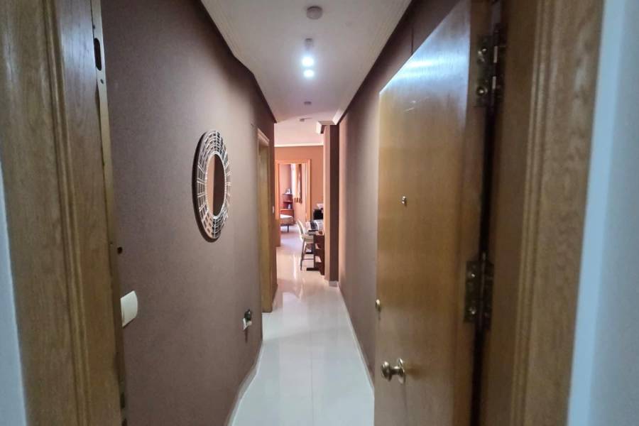 Venta - Apartamento - Paseo maritimo - Torrevieja