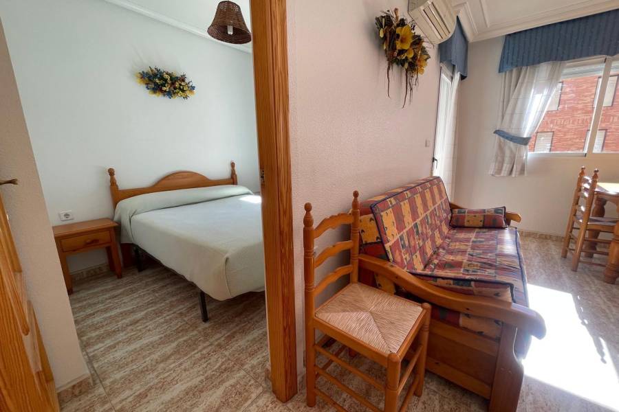 Försäljning - Lägenhet - La Mata - Torrevieja