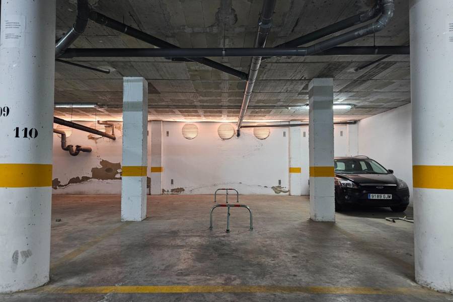 Sale - Garage - Estacion de autobuses - Torrevieja