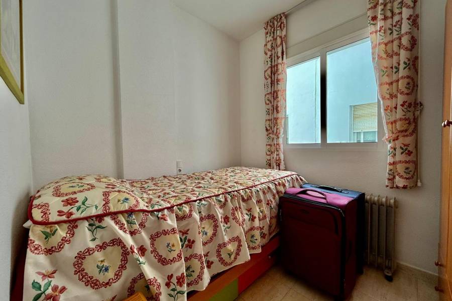Venta - Apartamento - Estacion de autobuses - Torrevieja