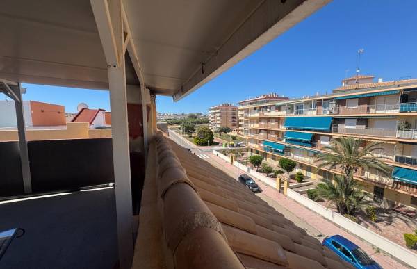 Tvåvåningshus - Försäljning - Los Europeos - Torrevieja