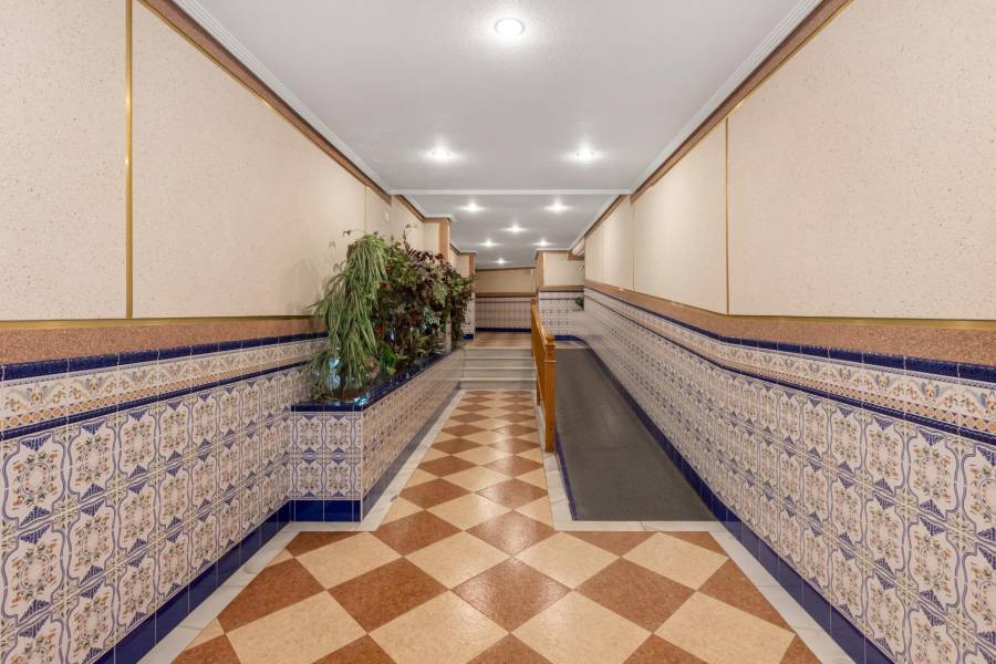 Venta - Apartamento - La Mata - Torrevieja