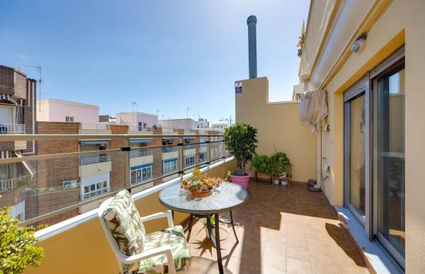 Penthouse - Sale - Centro - Torrevieja