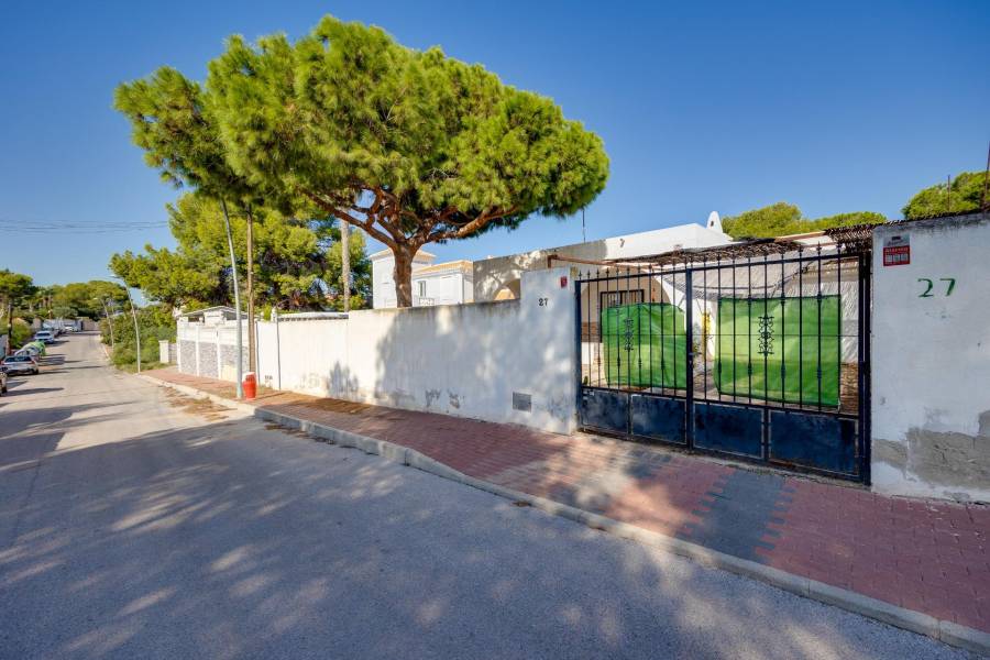 Venta - Chalet - Los balcones - Torrevieja
