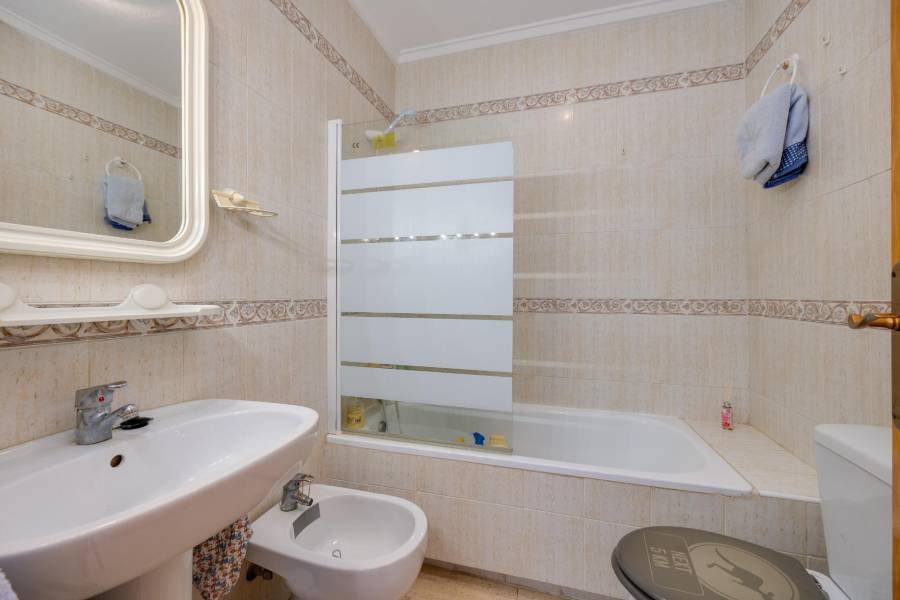 Venta - Bungalow Planta Alta - Aguas Nuevas - Torrevieja
