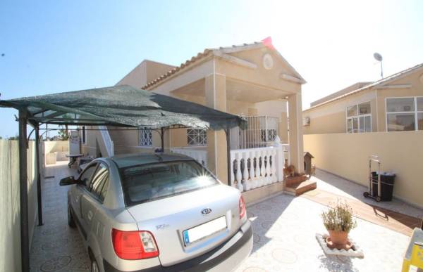 Chalet - Venta - torrevieja - Torrevieja