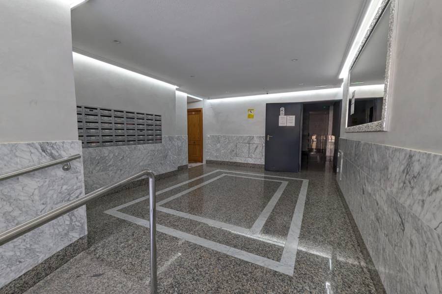 Venta - Apartamento - El Acequión - Los Náufragos - Torrevieja