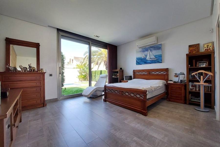Försäljning - Lyxvilla - Los Angeles - Torrevieja