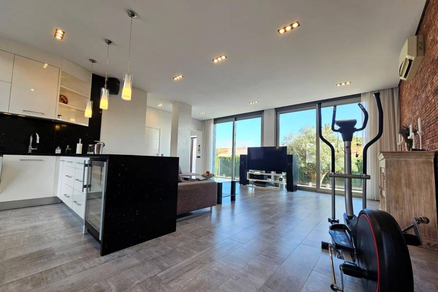 Venta - Villa de Lujo - Los Angeles - Torrevieja