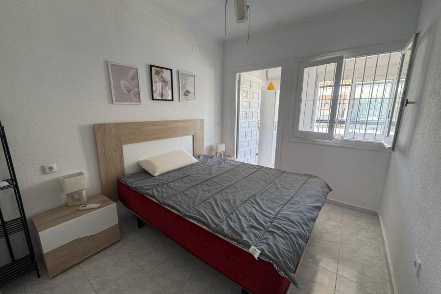 Salg - Bungalow øverste etasje - Torreblanca - Torrevieja