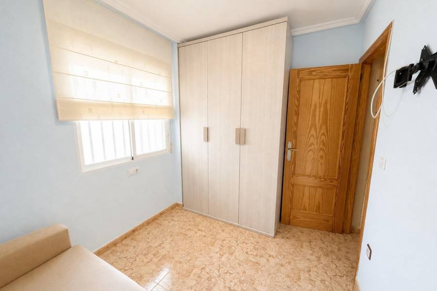 Venta - Apartamento - Nueva Torrevieja - Torrevieja