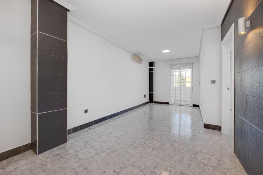 Venta - Apartamento - Playa del Cura - Torrevieja