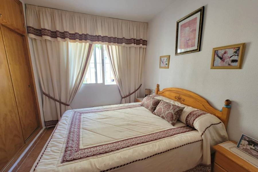 Venta - Apartamento - Nueva Torrevieja - Torrevieja