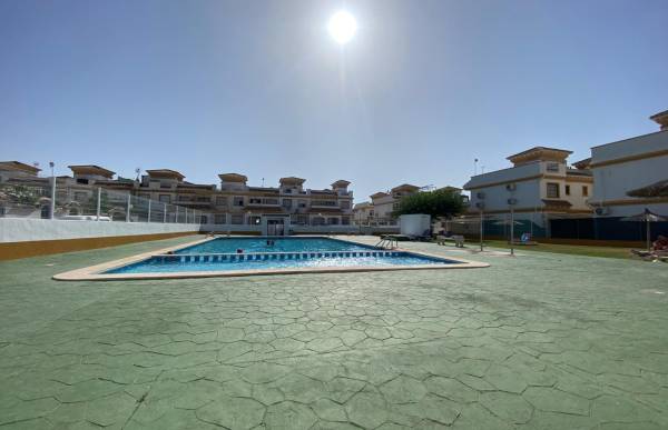 Maison mitoyenne - Vente - La Siesta - El Salado - Torreta - Torrevieja
