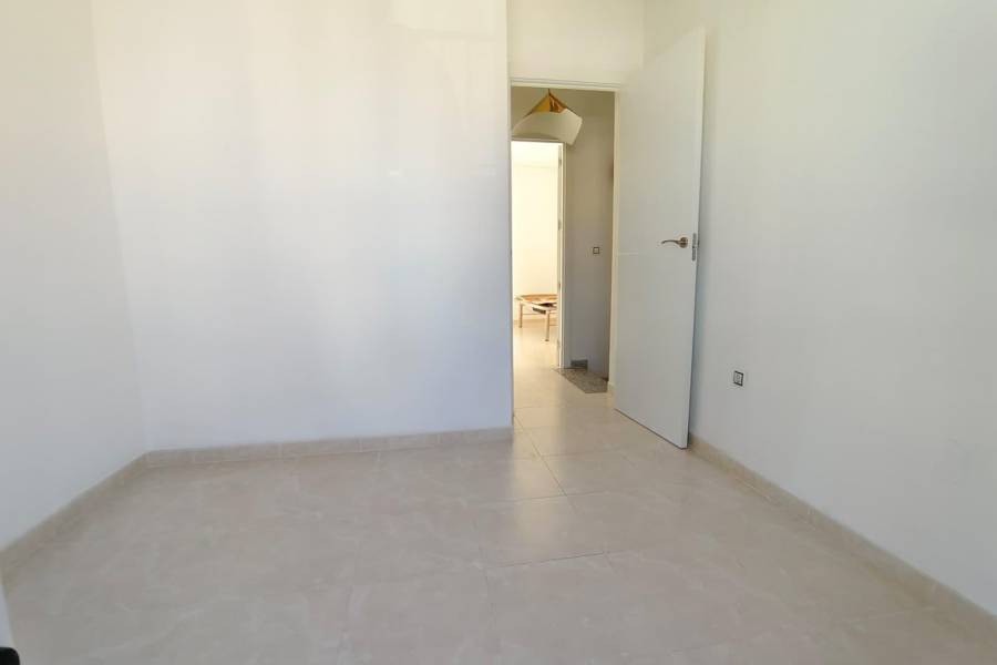 Salg - Rekkehus - Aguas nuevas 1 - Torrevieja