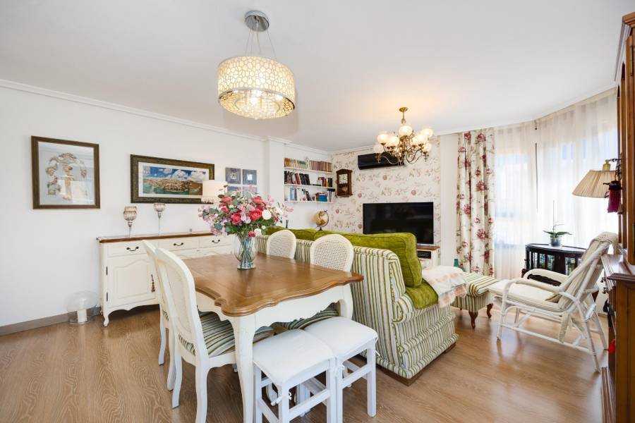 Sale - Penthouse - Centro - Torrevieja