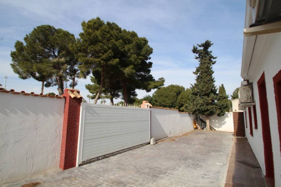 Venta - Chalet - Lomas de Cabo Roig - Orihuela Costa