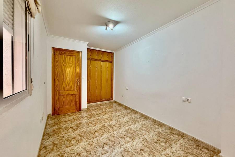 Venta - Apartamento - Playa del Cura - Torrevieja