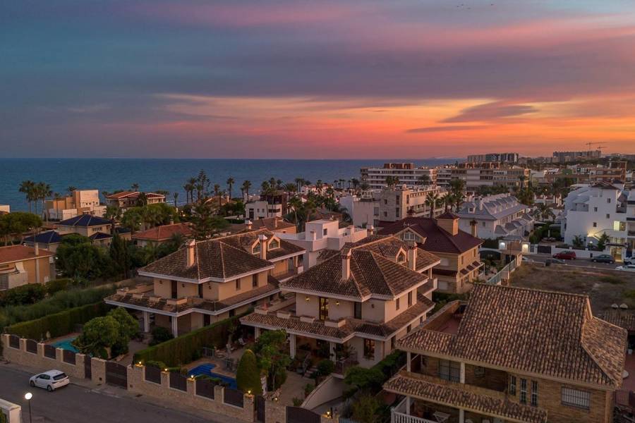 Venta - Villa de Lujo - La veleta - Torrevieja