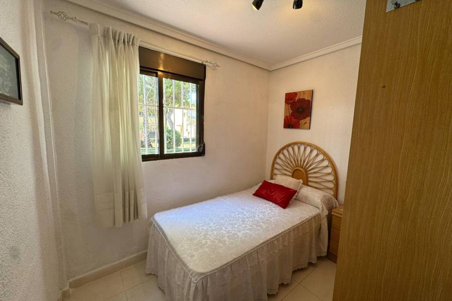 Venta - Bungalow Planta Baja - Playa de los Naufragos - Torrevieja