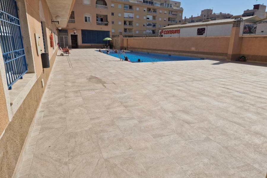 Sale - Apartment - Centro - Torrevieja