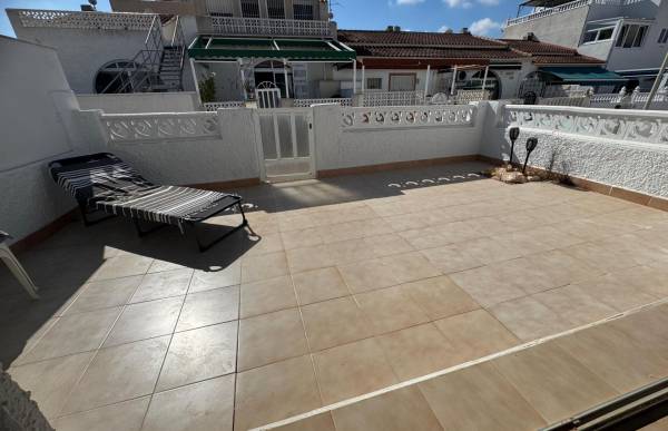 Bungalow - Venta - El chaparral - Torrevieja