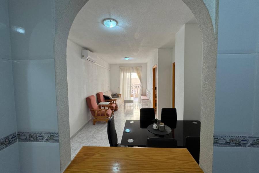 Sale - Apartment - Playa de los locos - Torrevieja