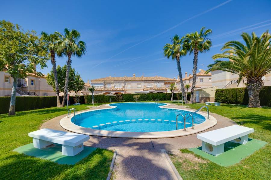 Venta - Bungalow Planta Alta - Aguas Nuevas - Torrevieja