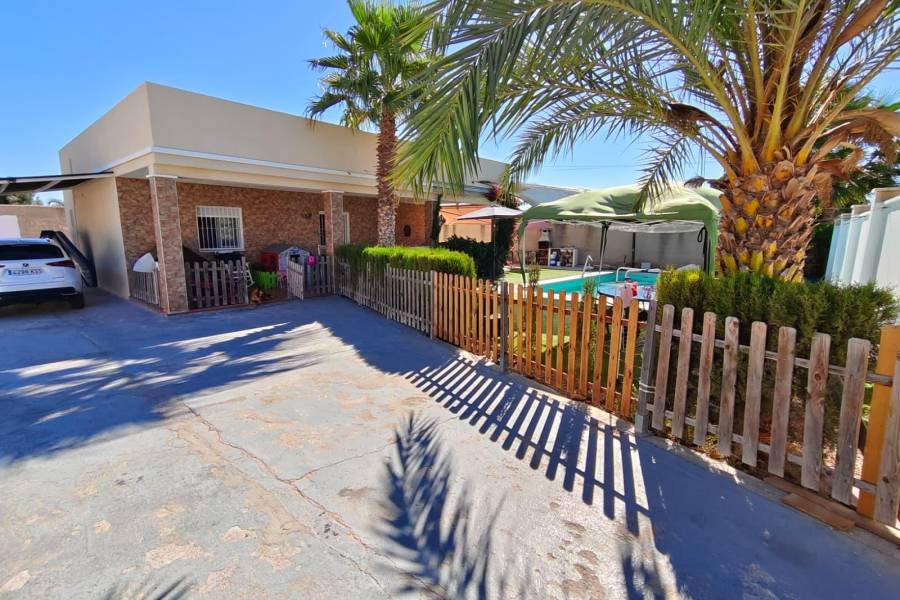 Venta - Chalet - Torreta florida - Torrevieja