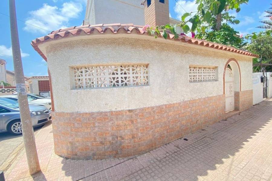 Verkauf - Einfamilienhaus - Calas blanca - Torrevieja