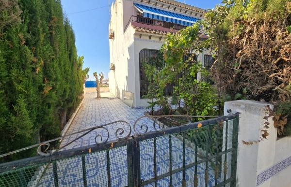 Bungalow Planta Baja - Venta - Aguas Nuevas - Torrevieja