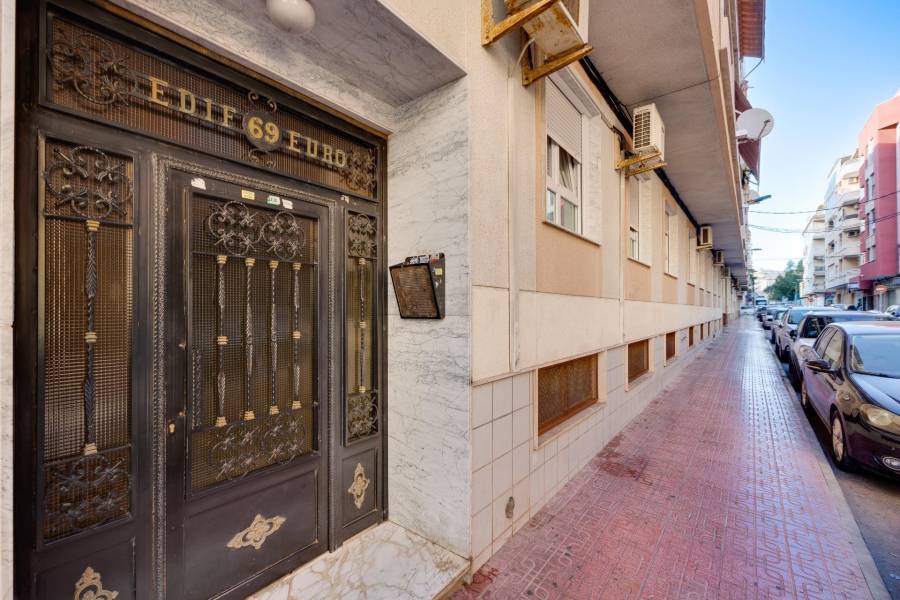 Venta - Apartamento - Estacion de autobuses - Torrevieja