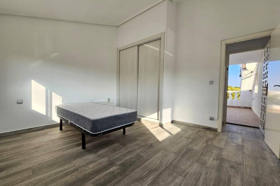 Salg - Rekkehus - Punta Prima - Torrevieja