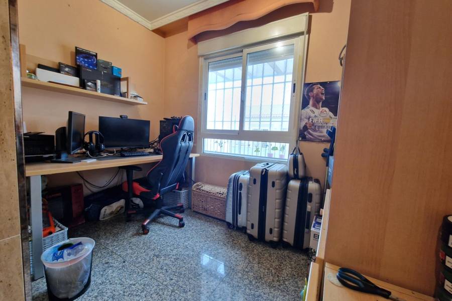 Sale - Penthouse - Centro - Torrevieja