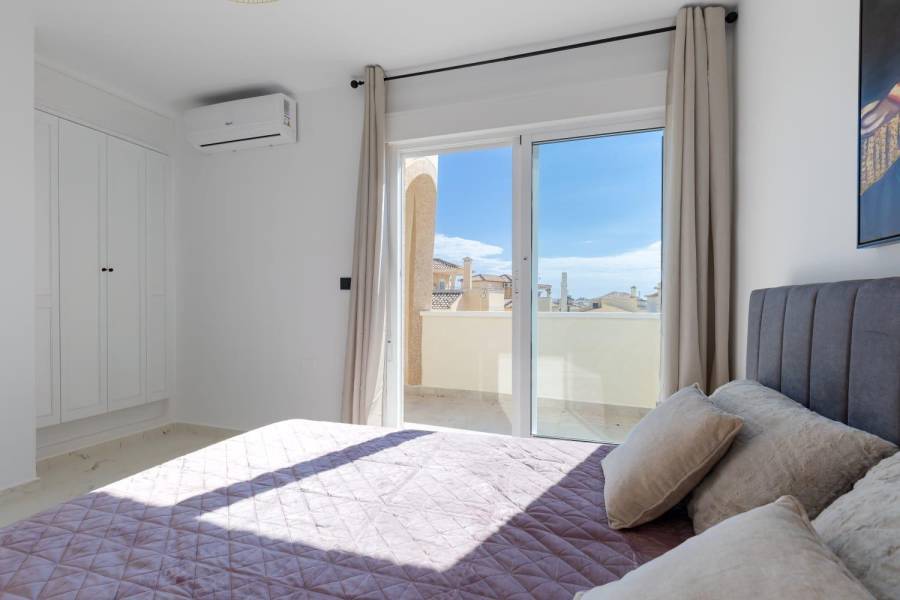 Venta - Chalet - Las filipinas - San Miguel de Salinas