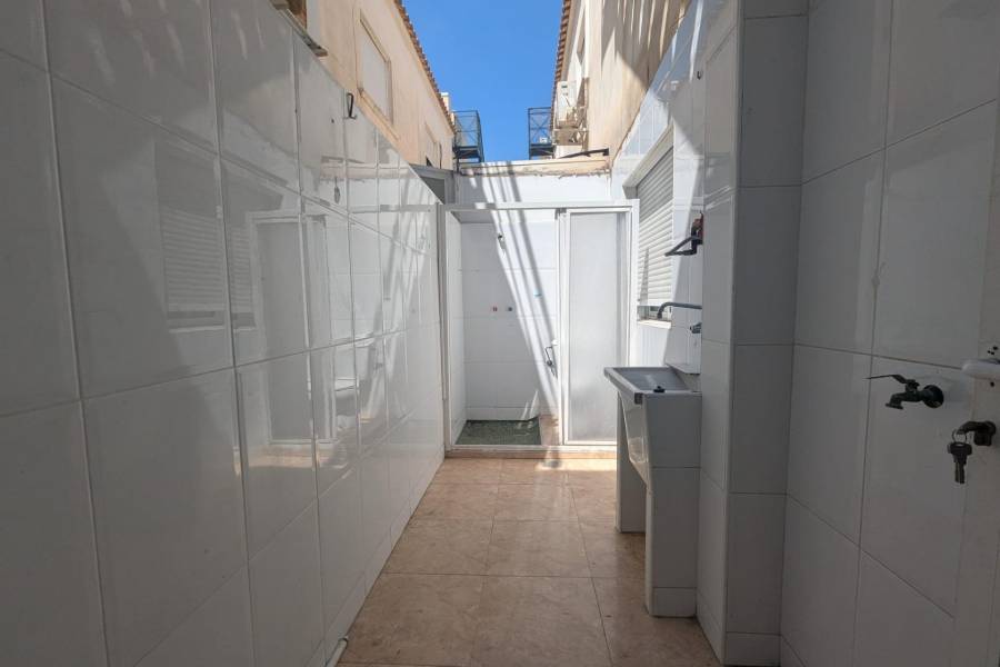 Vente - Bungalow Étage Bas - Centro - Torrevieja
