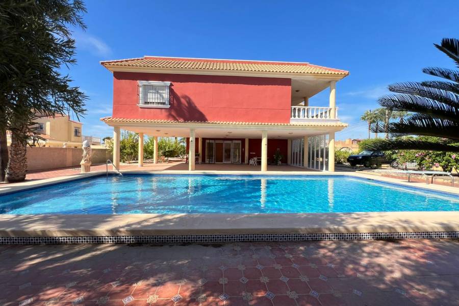 Försäljning - Villa - Torreta florida - Torrevieja