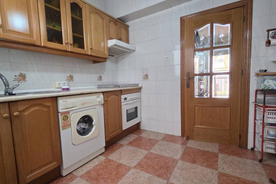 Venta - Apartamento - Estacion de autobuses - Torrevieja