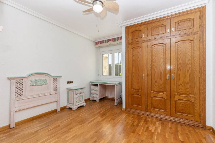 Försäljning - Villa - Torreta florida - Torrevieja