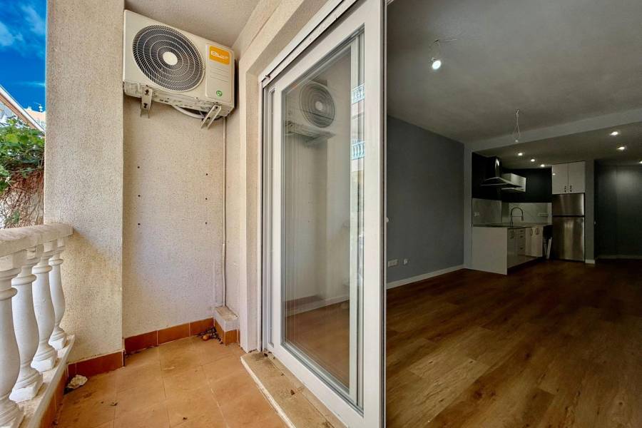 Venta - Apartamento - La Mata pueblo - Torrevieja