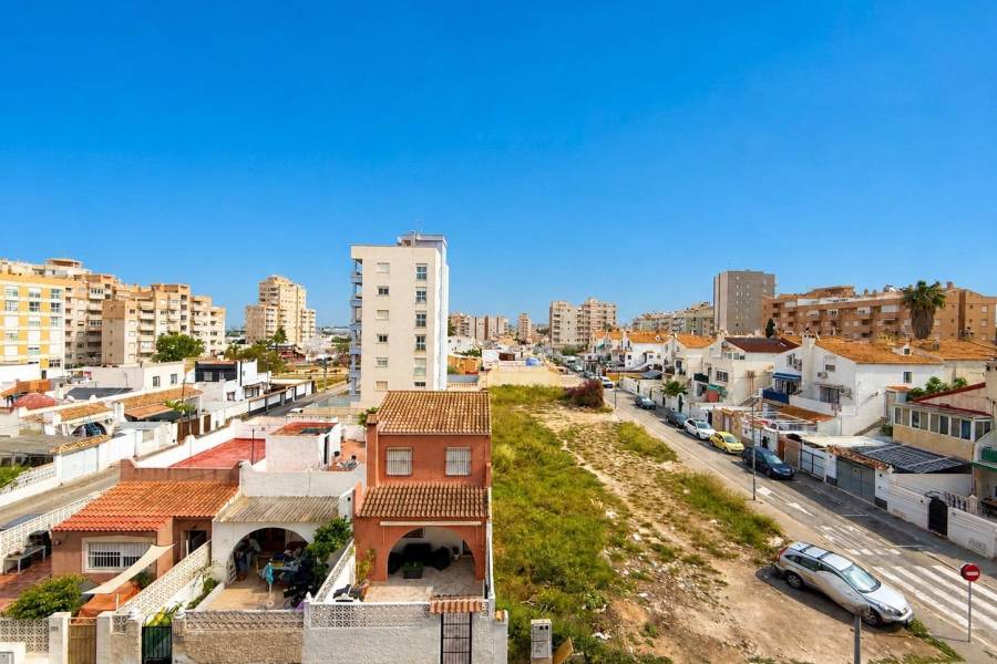 Venta - Apartamento - Nueva Torrevieja - Torrevieja